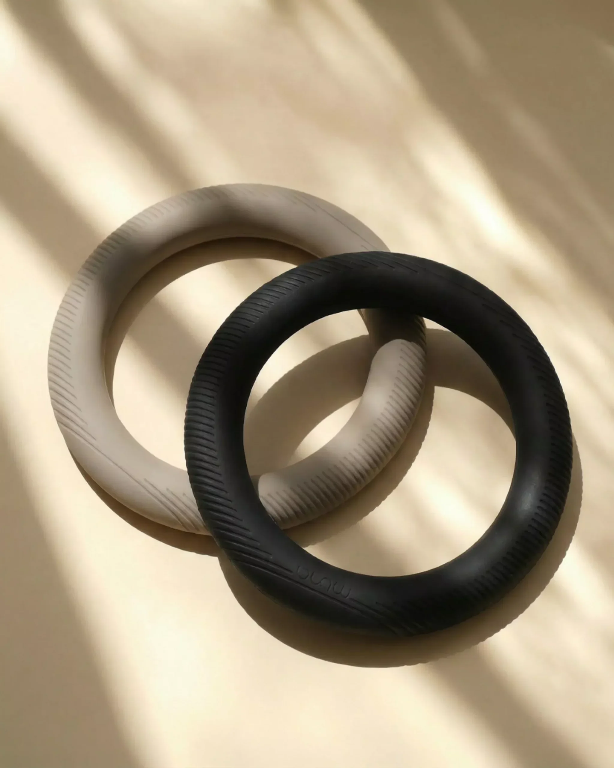 Dumbbell Ring