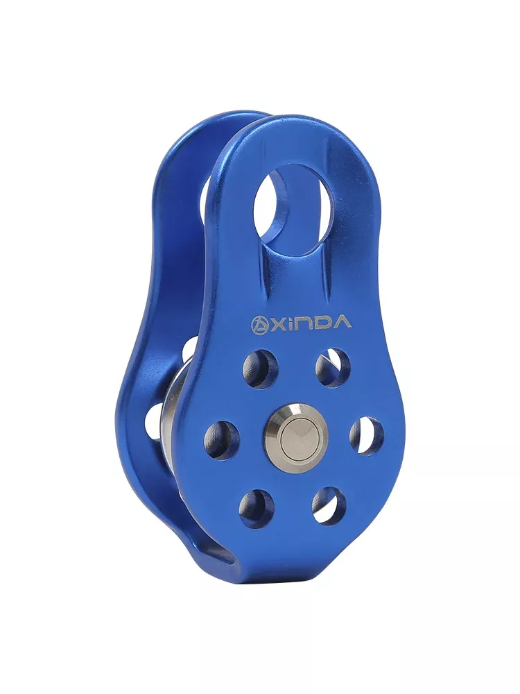 High-Altitude Traverse Pulley for Safe and Efficient Hauling